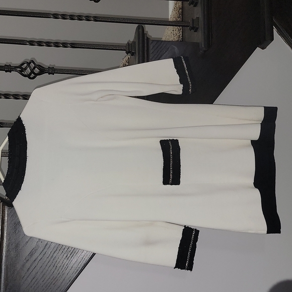 White house Black Market sweater coat - Picture 2 of 4